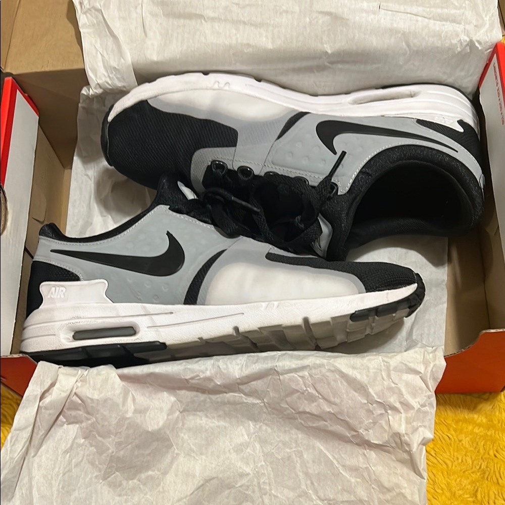 Nike Air Max Zero